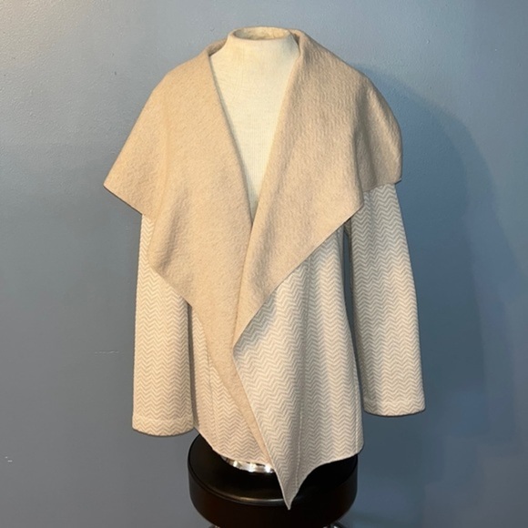 Adrienne Vittadini cardigan sweater womens size large tan/cream 50% wool - Picture 2 of 8